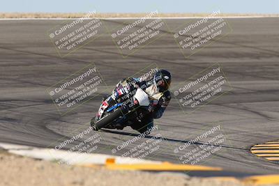 media/Oct-06-2024-Race Pace (Sun) [[d7d39ec7ad]]/9-Bowl Exit (940am)/